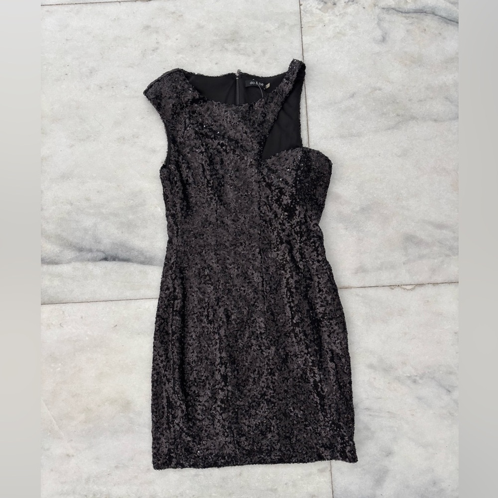 Do&Be Mini Dress Black Sequin Cut Out Sweetheart Neck Womens S NWT Glam Party